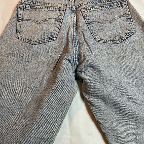 Vintage Levi 550 Relaxed Fit Distressed Jeans, Size 34x30 - Picture 7 of 12